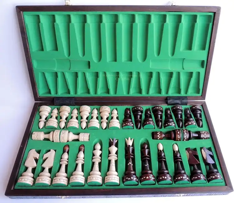 Piezas guardadas de ajedrez