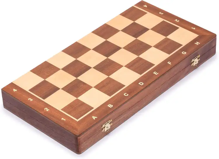 Ajedrez de madera plegado